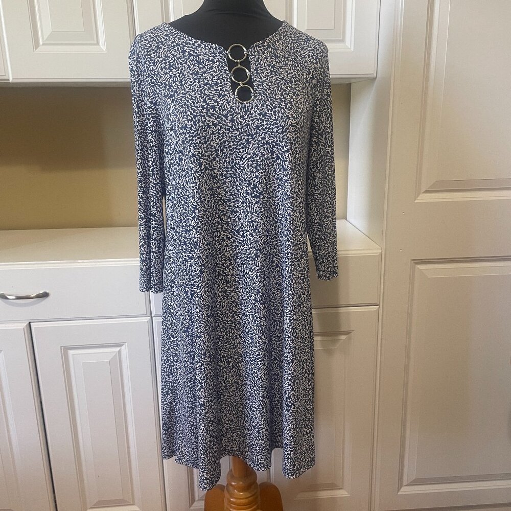 MSK Dress size Large Shift color Blue 3/4 sleeves Midi Stretch Dress
